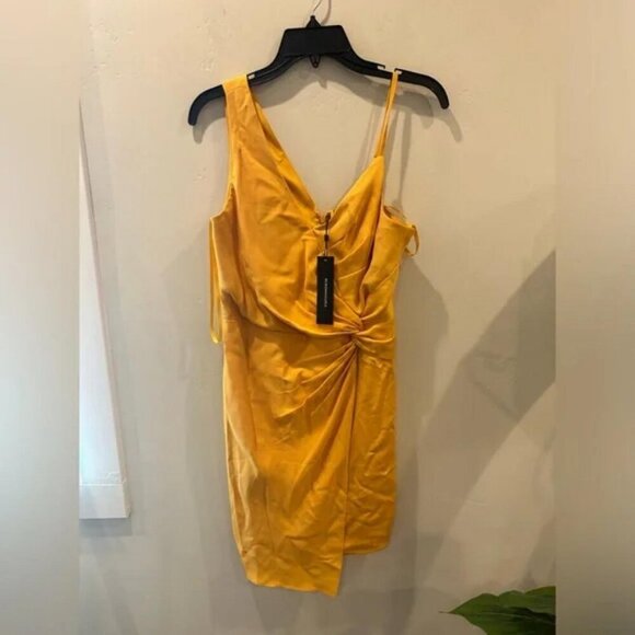 BCBGMAXAZRIA Asymmetrical Knot Wrap Evening Mini Dress Yellow ✨🔥🔥 - Picture 9 of 9